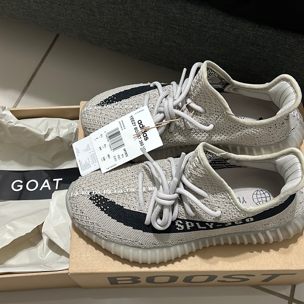 Yeezy Boost 350 V2 'Slate' – Size US 6 M